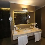 Uslu Hotel Royal Yachting Topanca Adası