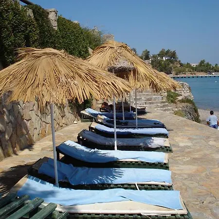 Uslu Hotel Royal Yachting מלון Topanca Adası