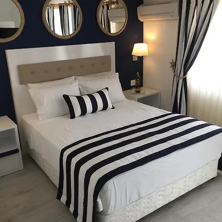 Uslu Hotel Royal Yachting מלון Topanca Adası