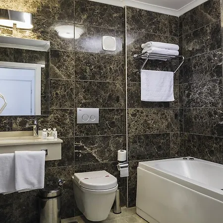 Uslu Hotel Royal Yachting מלון Topanca Adası