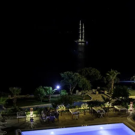 מלון Uslu Hotel Royal Yachting Topanca Adası