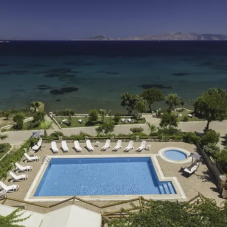 מלון Uslu Hotel Royal Yachting