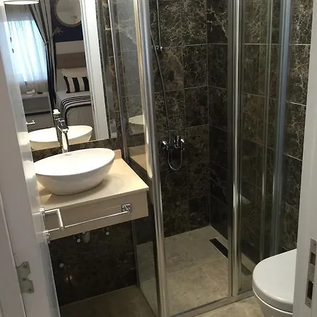 מלון Uslu Hotel Royal Yachting Topanca Adası