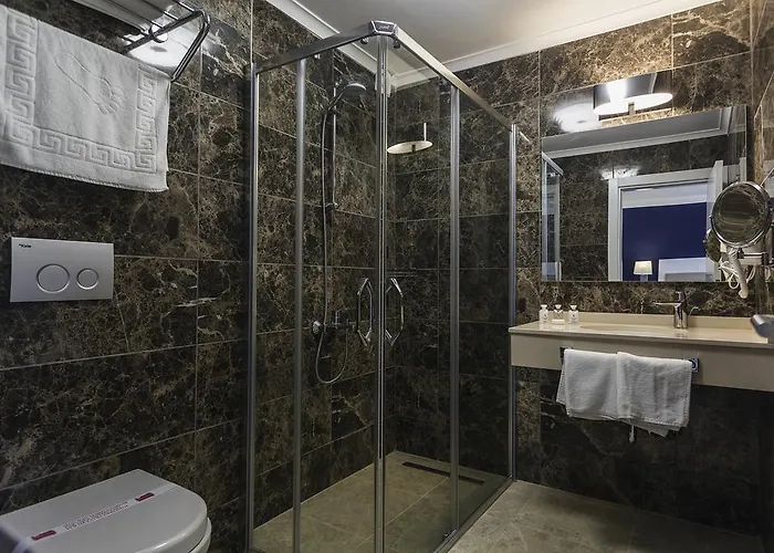 Uslu Hotel Royal Yachting Hotel Topanca Adası