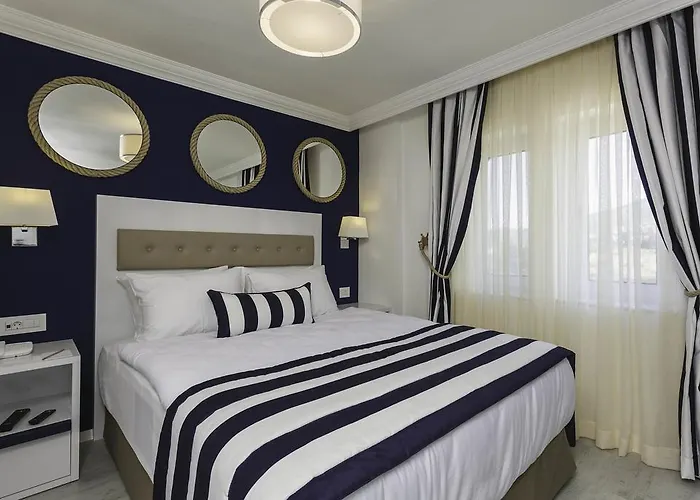 Uslu Hotel Royal Yachting Topanca Adası