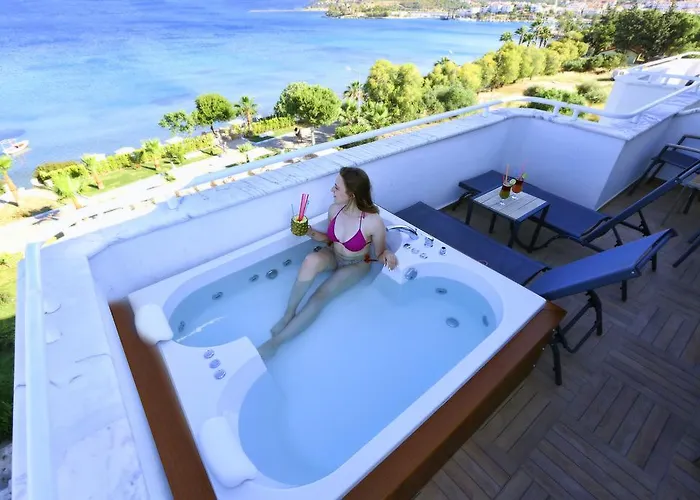 Uslu Hotel Royal Yachting *